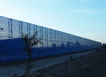 呼倫貝爾沙場防風抑塵網使用案例